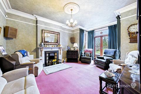 5 bedroom semi-detached house for sale, Wigginton Road, Tamworth