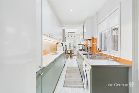 2 bedroom terraced house for sale, Wallace Street, Gotham