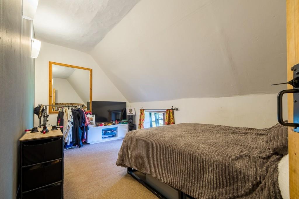 1440px 2 The Thatchers - 35