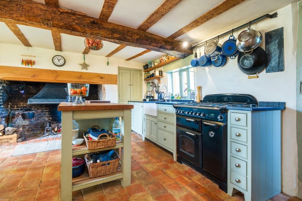 1440px 2 The Thatchers - 11