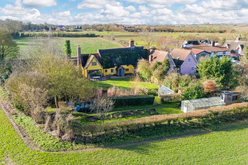 1440px 2 The Thatchers - 52