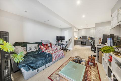 undefined, Victoria Avenue, Southend-on-sea, SS2 6
