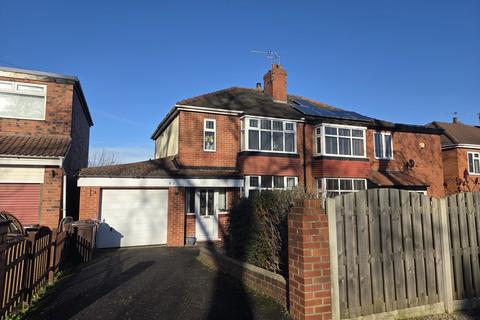 Broom Lane, Broom