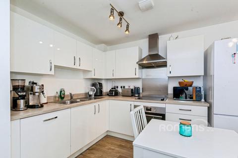 1 bedroom flat to rent, Boyn Valley Road, Maidenhead, Berkshire, SL6