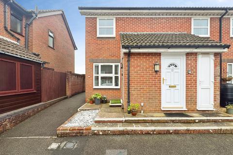 Floriston Gardens, New Milton