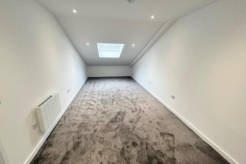 2 bedroom apartment to rent, Meadow House, Ashwood Way RG23