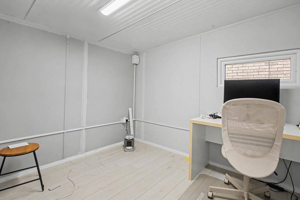 Garden Office Internal