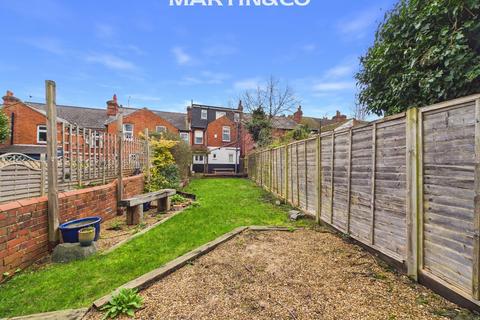 1 bedroom semi-detached house to rent, Shaftesbury Road, Tilehurst