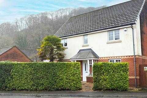 4 bedroom detached house for sale, Ffordd Yr Afon, Gwaelod-y-garth, Cardiff