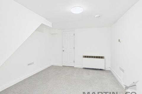 1 bedroom flat to rent, Park View, Bucknalls Close, Garston