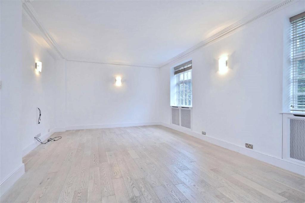 Ashley-court-frognal-lane-hampstead-nw3