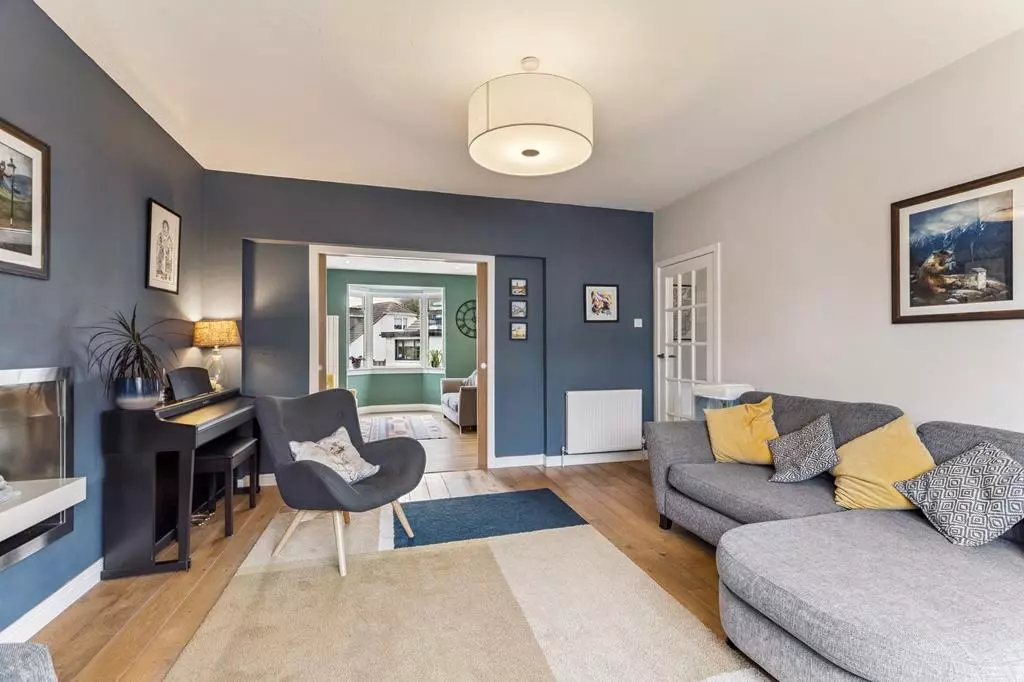 4 bedroom detached house for sale - Photo 11