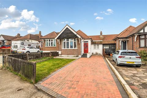 3 bedroom bungalow for sale, Oakdene Drive, Surbiton KT5