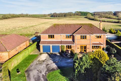 undefined, 5 Glebe Close, Donington-on-Bain, LN11 9TS