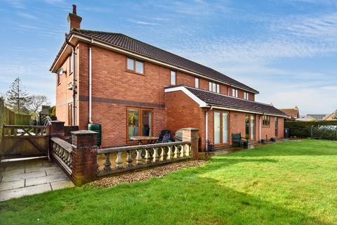 undefined, 5 Glebe Close, Donington-on-Bain, LN11 9TS
