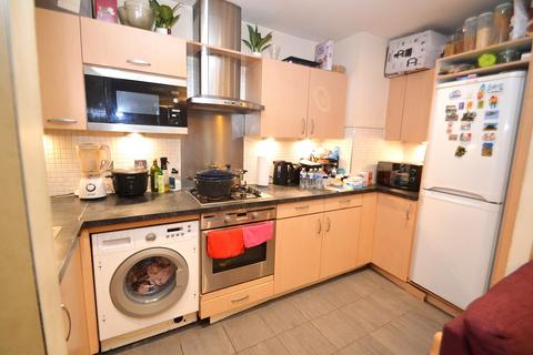2 bedroom apartment for sale, Tideslea Path, London