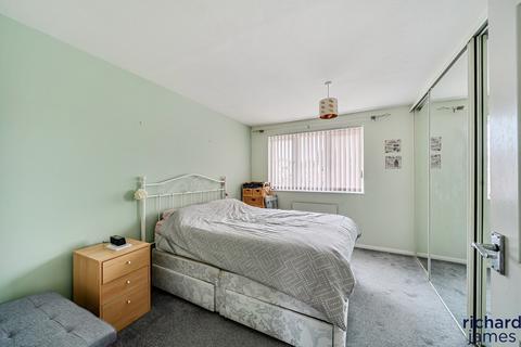 2 bedroom end of terrace house for sale, Marney Road, Grange Park, Swindon, SN5