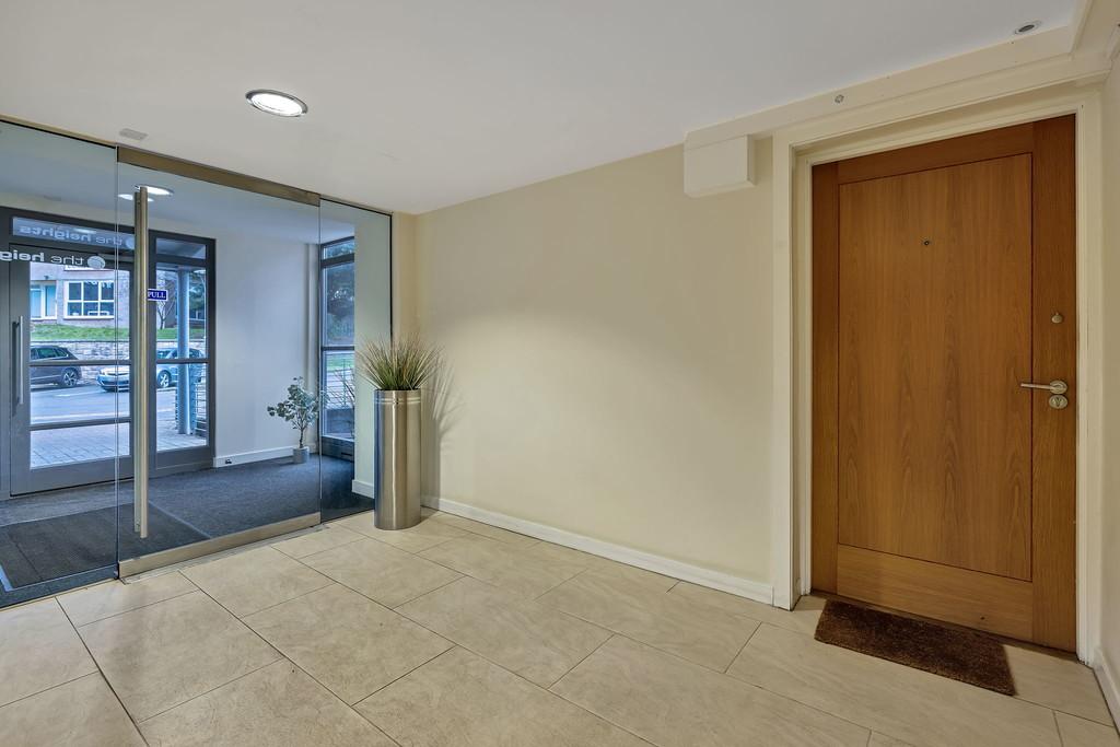10-web-or-mls-47 Cathkin Road Flat 0.1 11