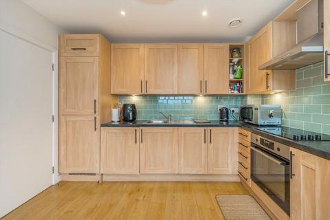 2 bedroom flat to rent, Drayton Green Road, London W13