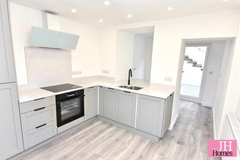 4 bedroom end of terrace house for sale, Oubas Hill, Ulverston, Cumbria