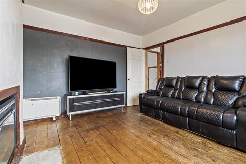 3 bedroom terraced house for sale, North Farm Road, Lancing
