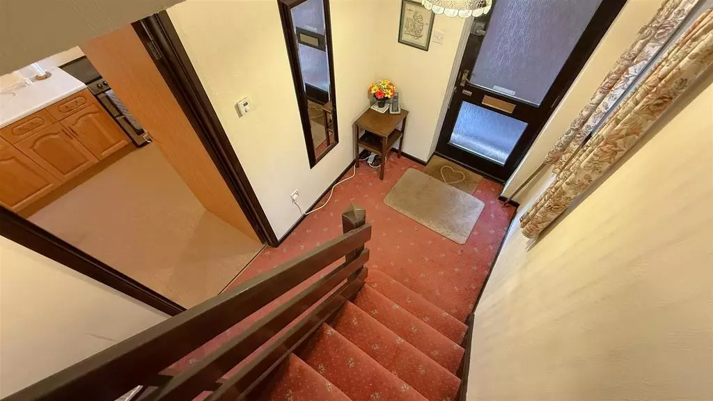 3 bedroom semi-detached house for sale - Photo 17