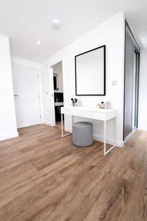 1 bedroom apartment to rent, Brent Street, London NW4