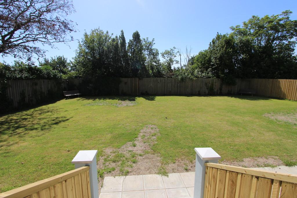 Wingfield Court - FRONT (6)