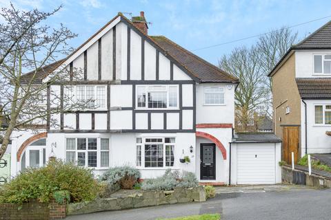 Alexander Road, Coulsdon CR5