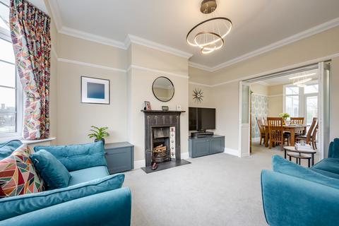 undefined, Alexander Road, Coulsdon CR5