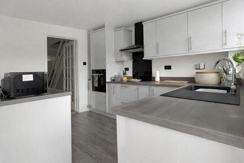 2 bedroom terraced house for sale, Elm Close, Tiptree