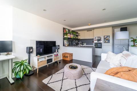 1 bedroom apartment for sale, Pissarro House, Augustas Lane, Islington, N1