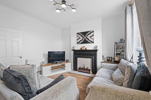 3 bedroom terraced house for sale, Burton Road, Barnsley S71