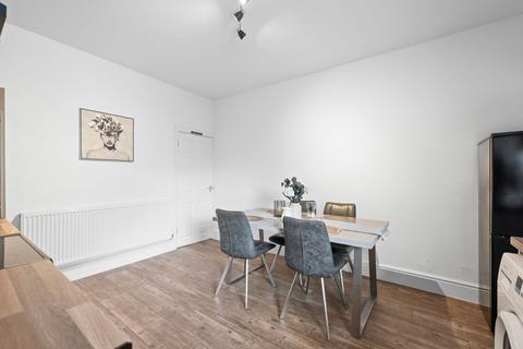 3 bedroom terraced house for sale, Burton Road, Barnsley S71