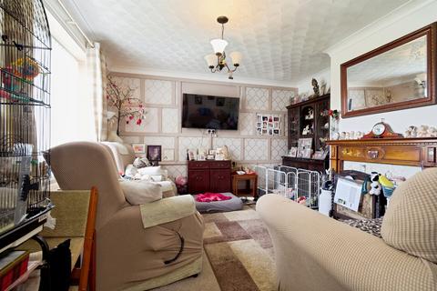 3 bedroom semi-detached house for sale, South Drive, Bolton-upon-Dearne, ROTHERHAM