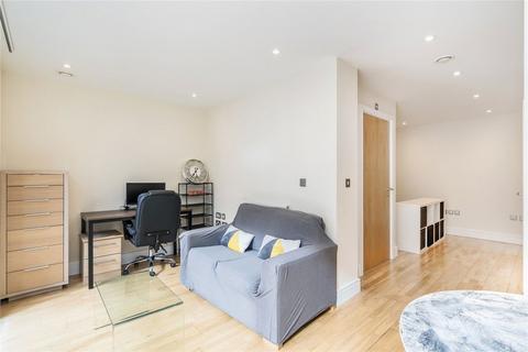 Studio to rent, Indescon Square, London E14