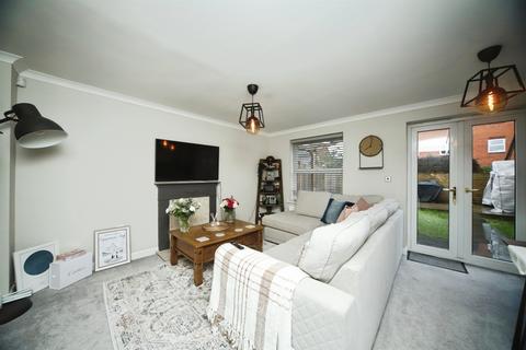 3 bedroom end of terrace house for sale, Waterleaze, Taunton