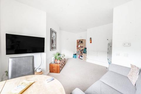 1 bedroom flat for sale, Beckford Close, Kensington, London, W14