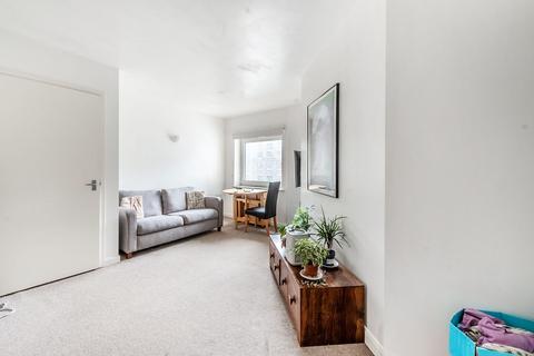 Beckford Close, Kensington, London, W14