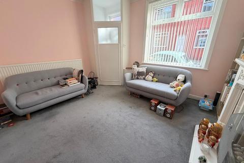 2 bedroom terraced house for sale, Hanover Street, Stalybridge SK15