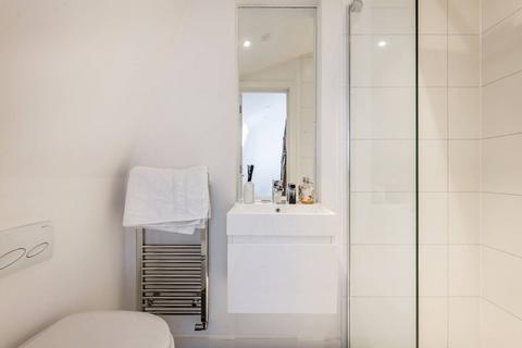 3 bedroom flat for sale, South Lambeth Road, Vauxhall, London, SW8