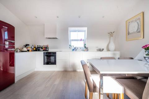 3 bedroom flat for sale, South Lambeth Road, Vauxhall, London, SW8