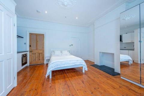 undefined, Park Road, Kingston, Kingston upon Thames, KT2