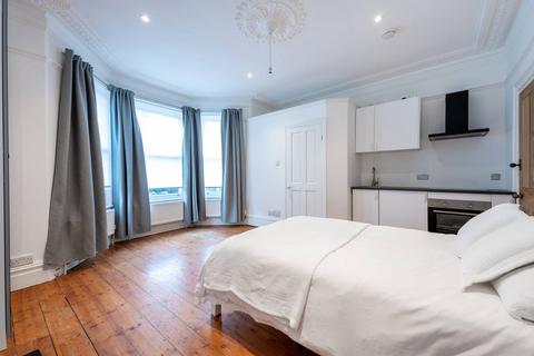 undefined, Park Road, Kingston, Kingston upon Thames, KT2