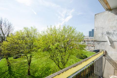1 bedroom flat to rent, Norbiton Road, Limehouse, London, E14