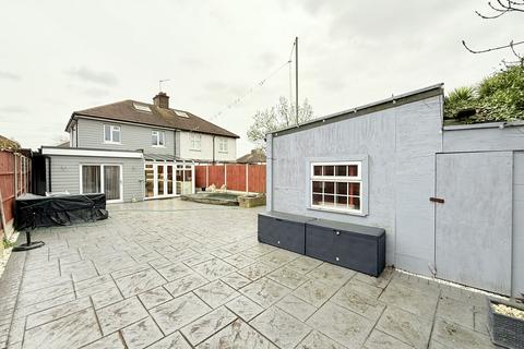 3 bedroom semi-detached house for sale, Ludlow Place, Grays