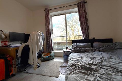 2 bedroom terraced house to rent, Amblecote Meadows, London SE12