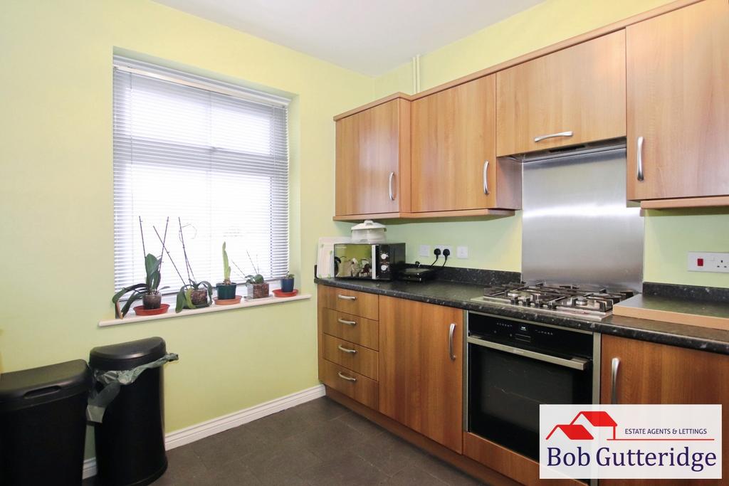 Fitted kitchen