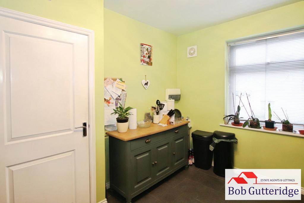 Fitted kitchen