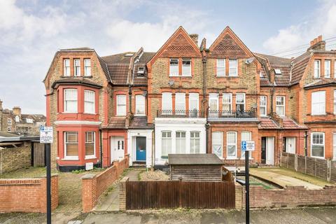 2 bedroom flat for sale, Ashlake Road, London SW16